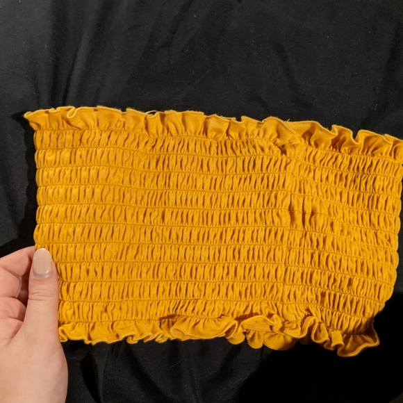 Top - Picture 2 of 3